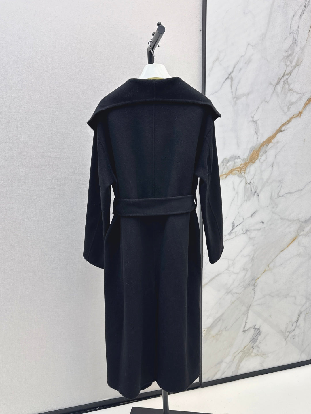 Loe 25fw reversible coat