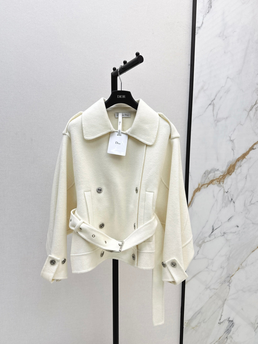 CD 25fw lapel coat