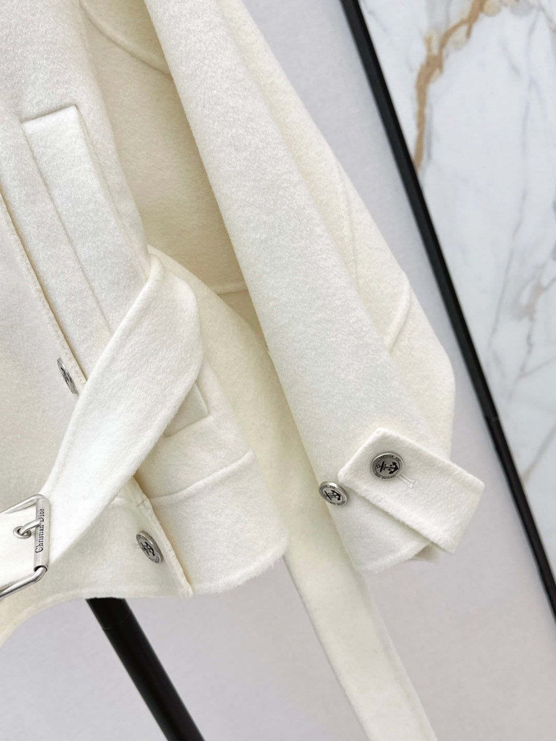 CD 25fw lapel coat