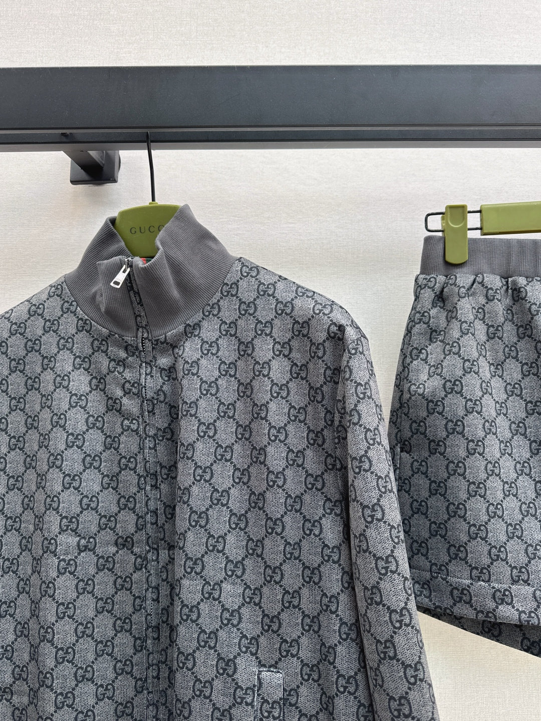 Guc 25fw jacquard tracksuit