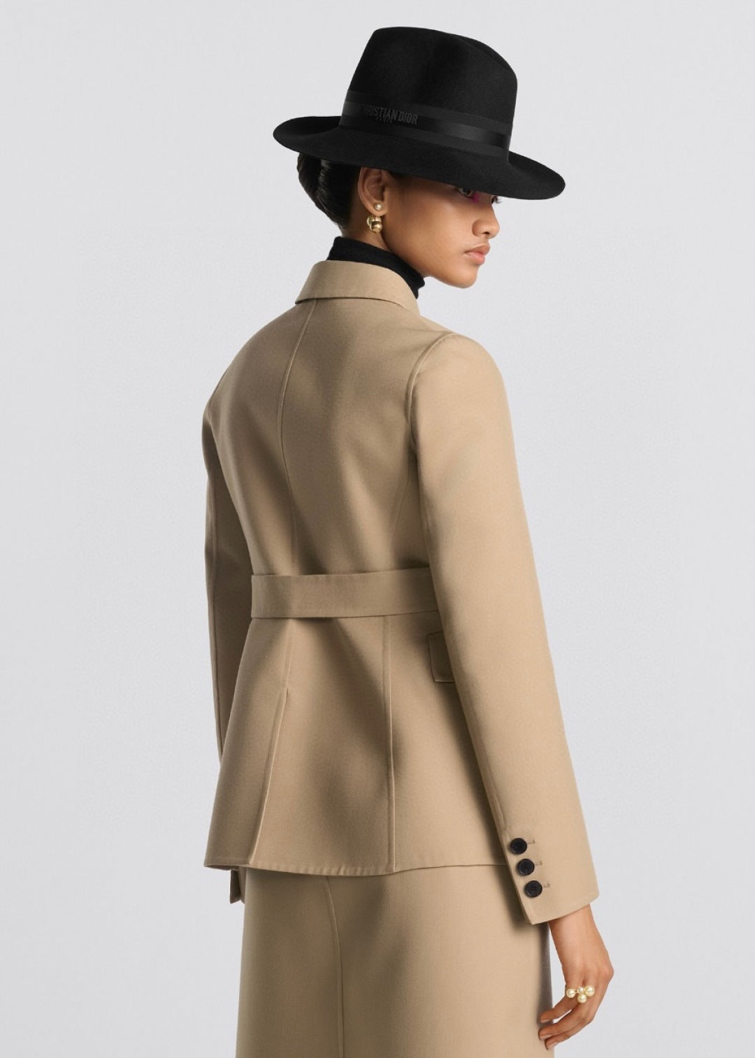 CD 25fw lapel jacket