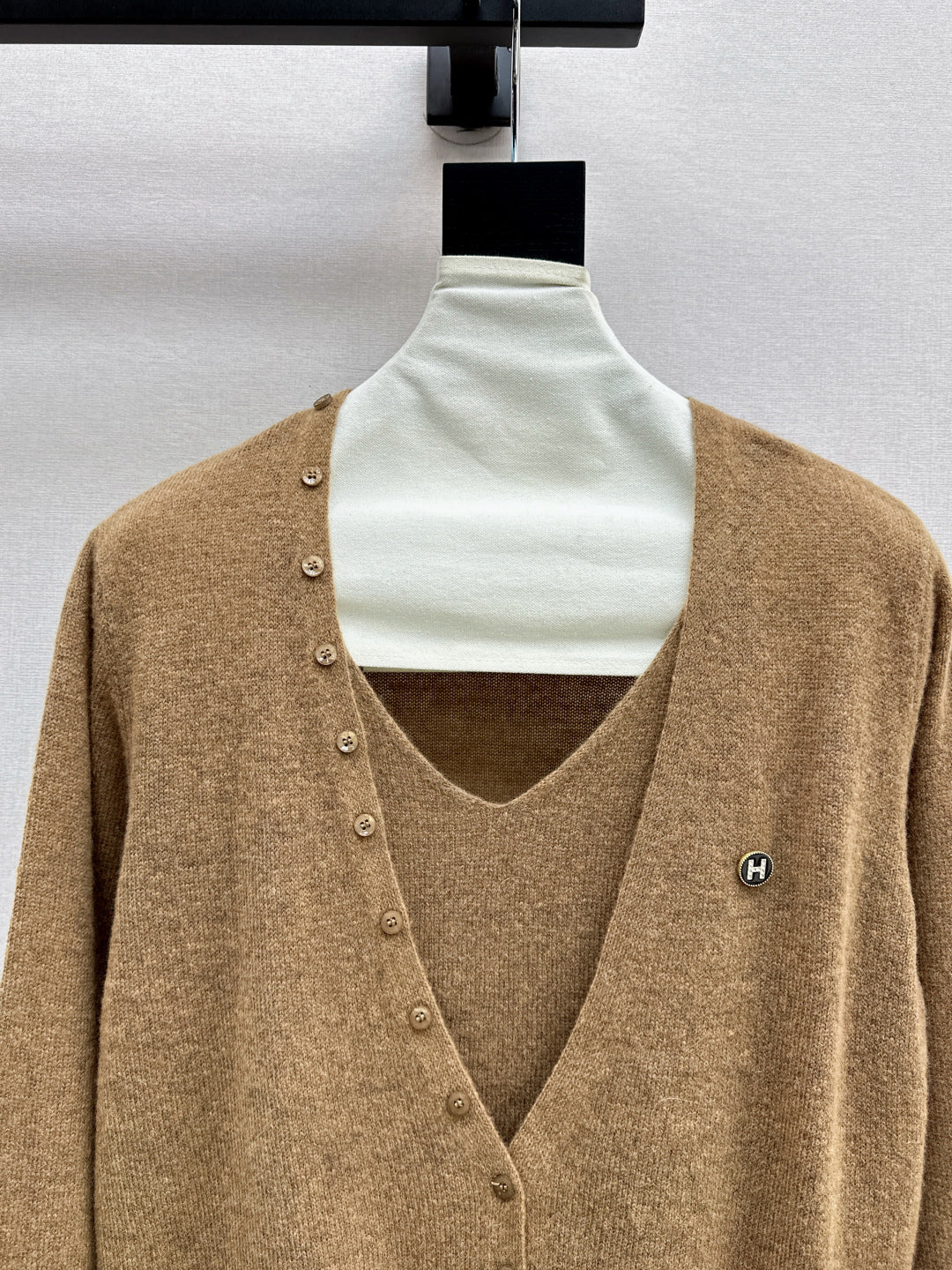 Herm 25fw knitted cardigan