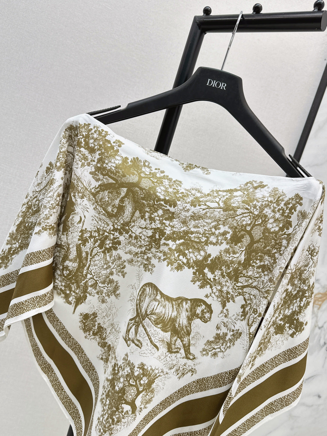 CD 25fw silk cape shirt