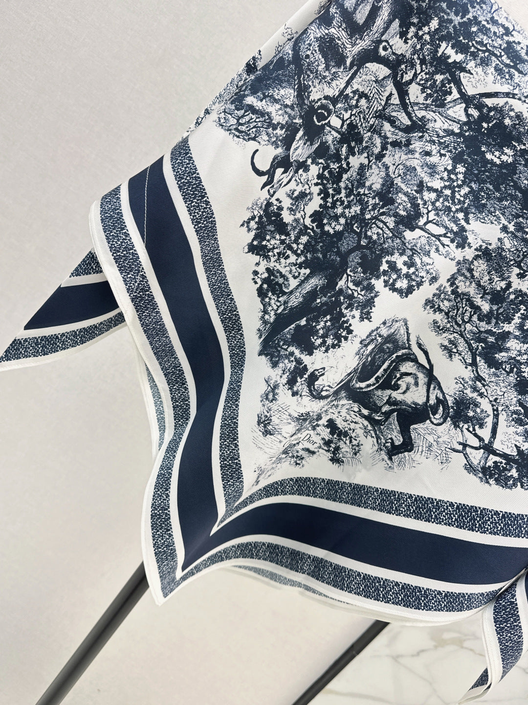 CD 25fw silk cape shirt