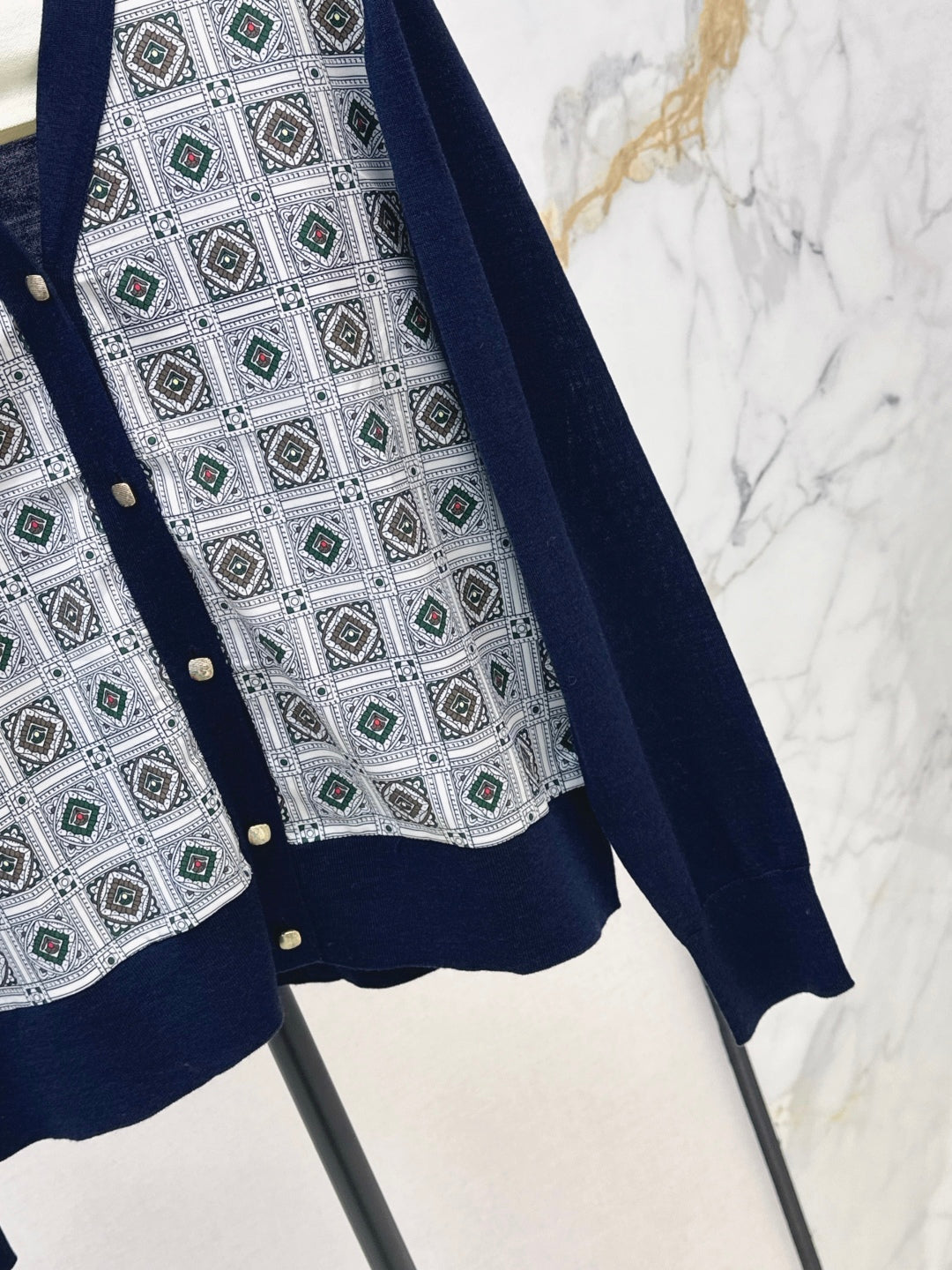 Loro 25fw knitted cardigan