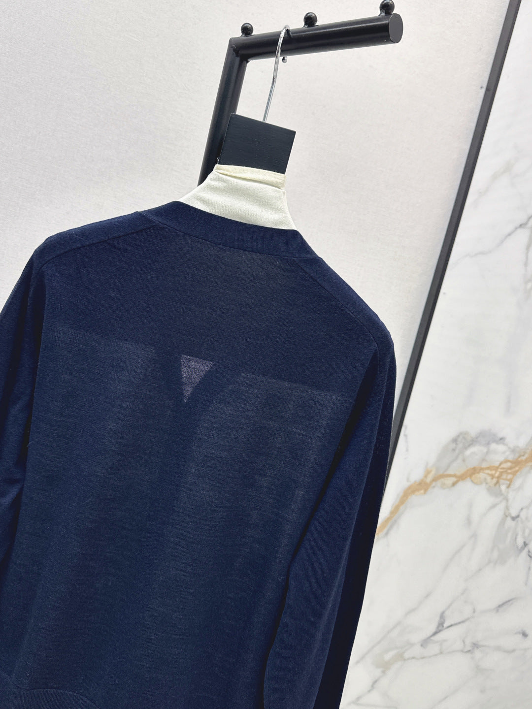 Loro 25fw knitted cardigan