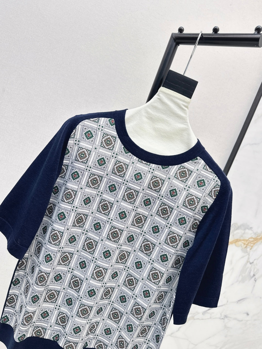 Loro 25fw knitted sweater