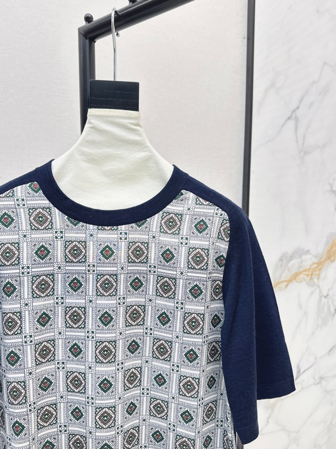 Loro 25fw knitted sweater