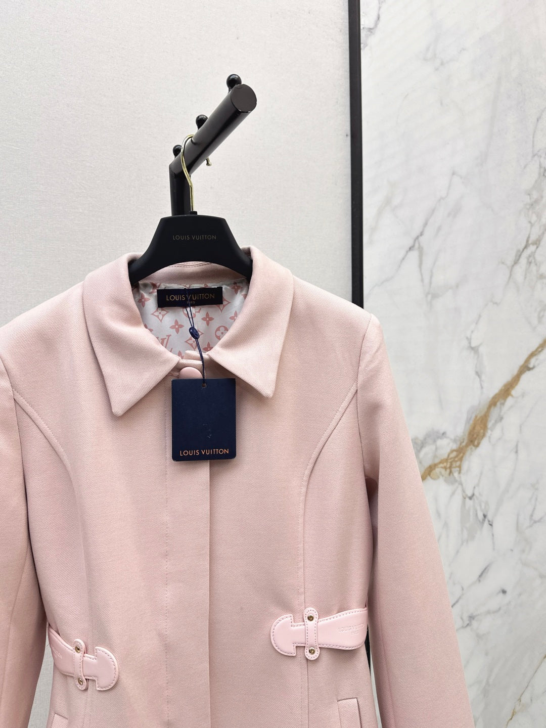 Louis 25fw lapel coat