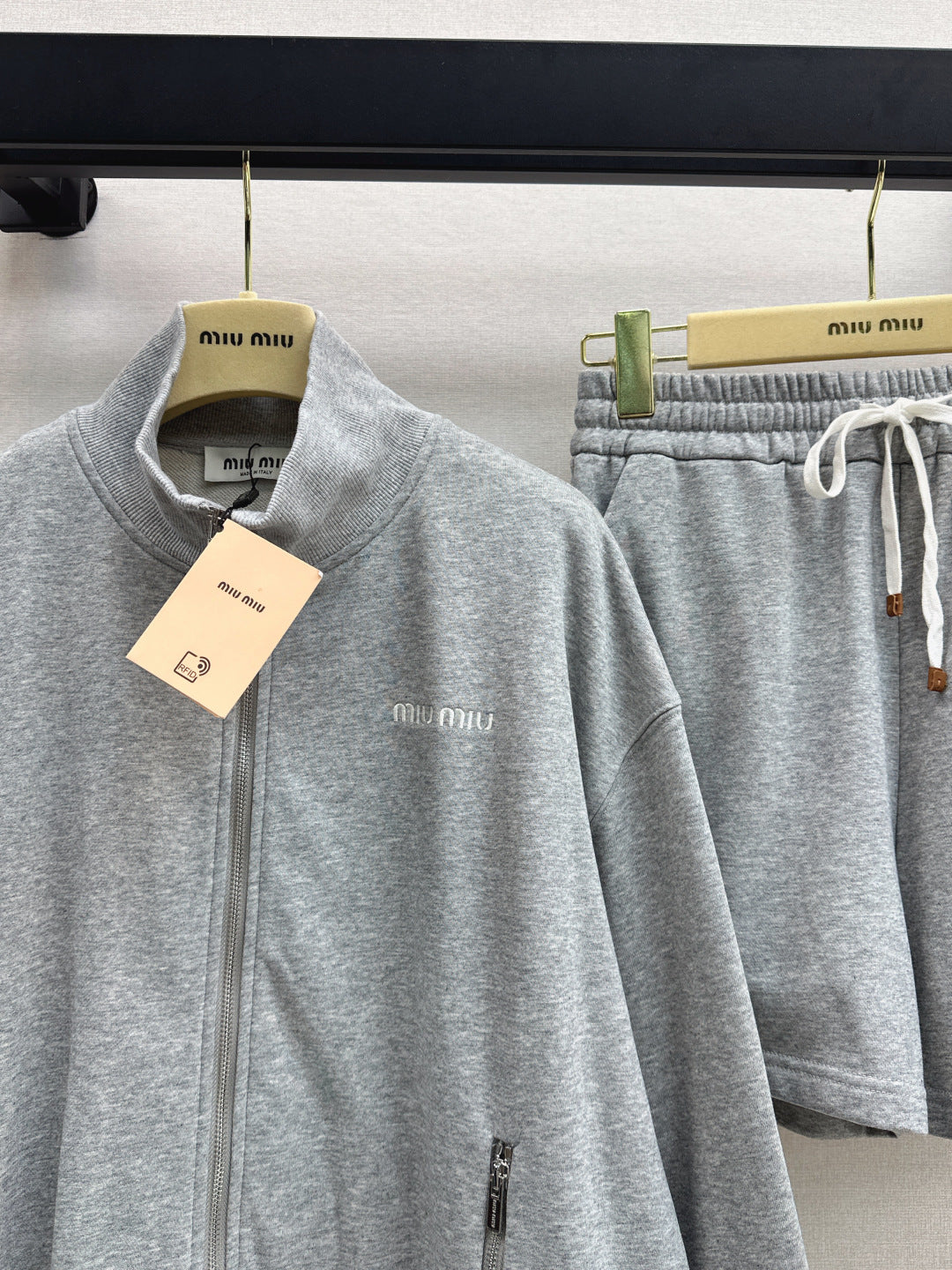 Miu 25fw tracksuit