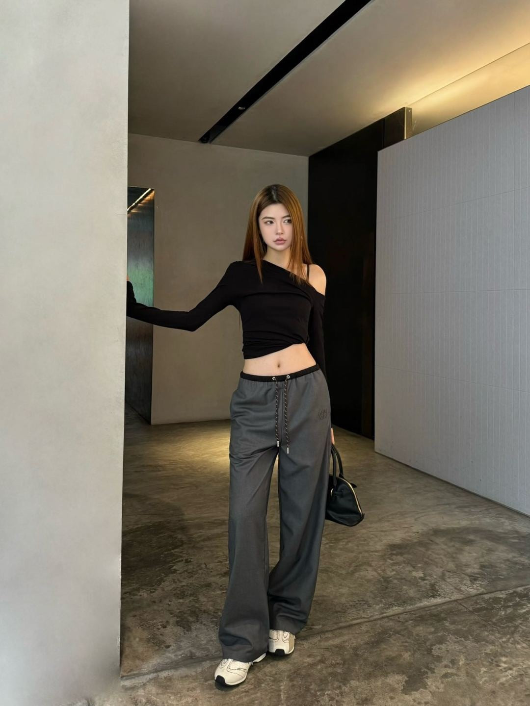 Miu 25fw drawstring pants