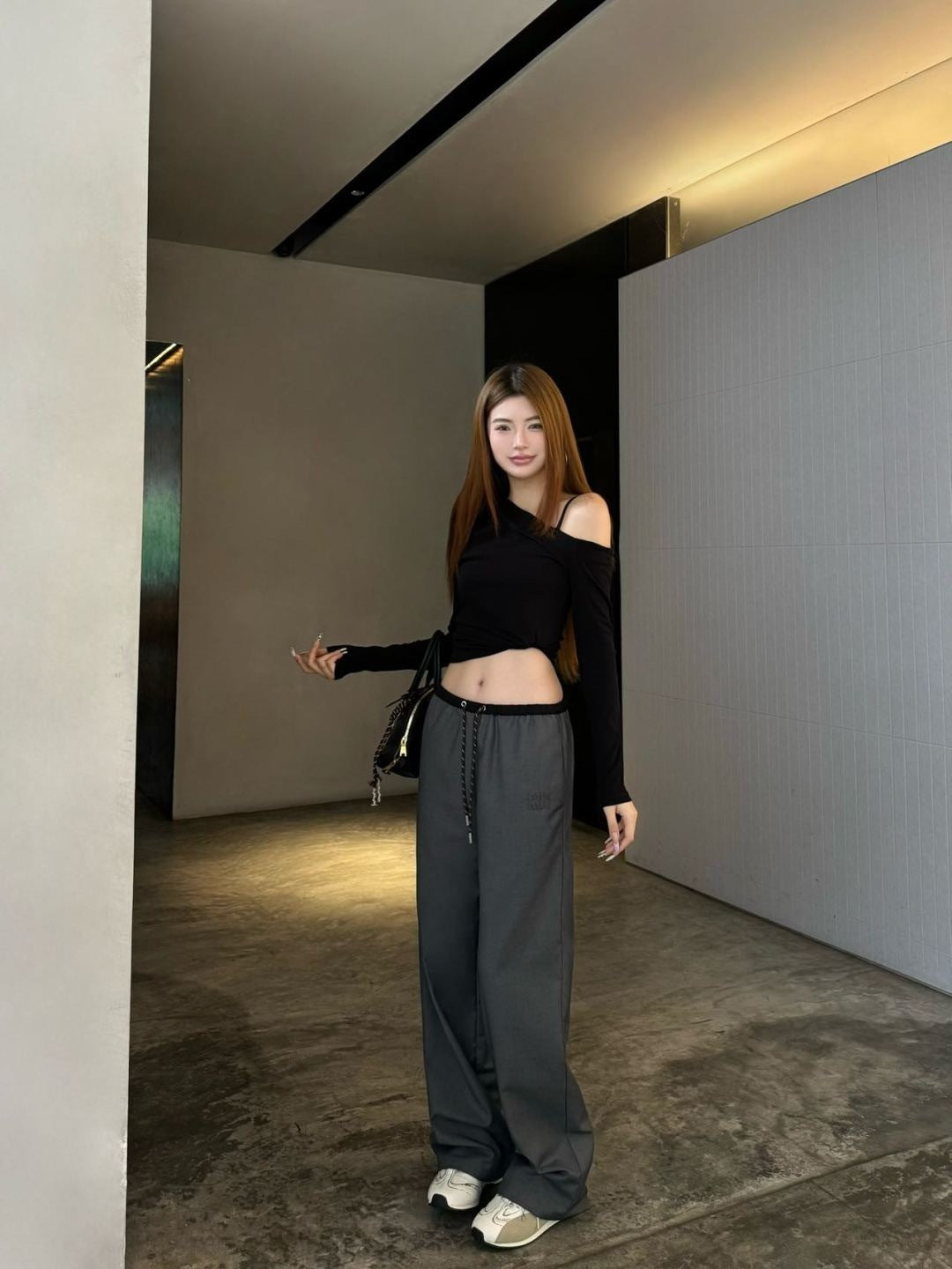 Miu 25fw drawstring pants