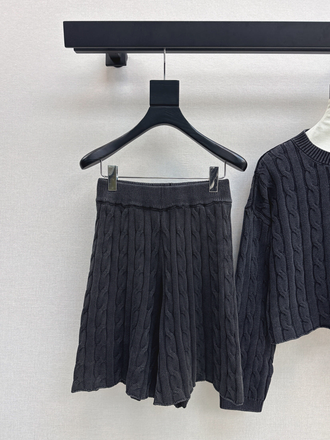 Max 25fw knit sweater short set