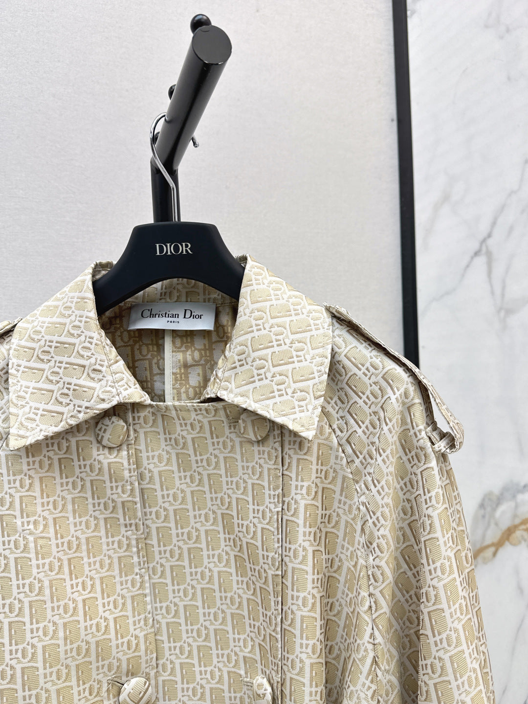 CD 25fw jacquard coat