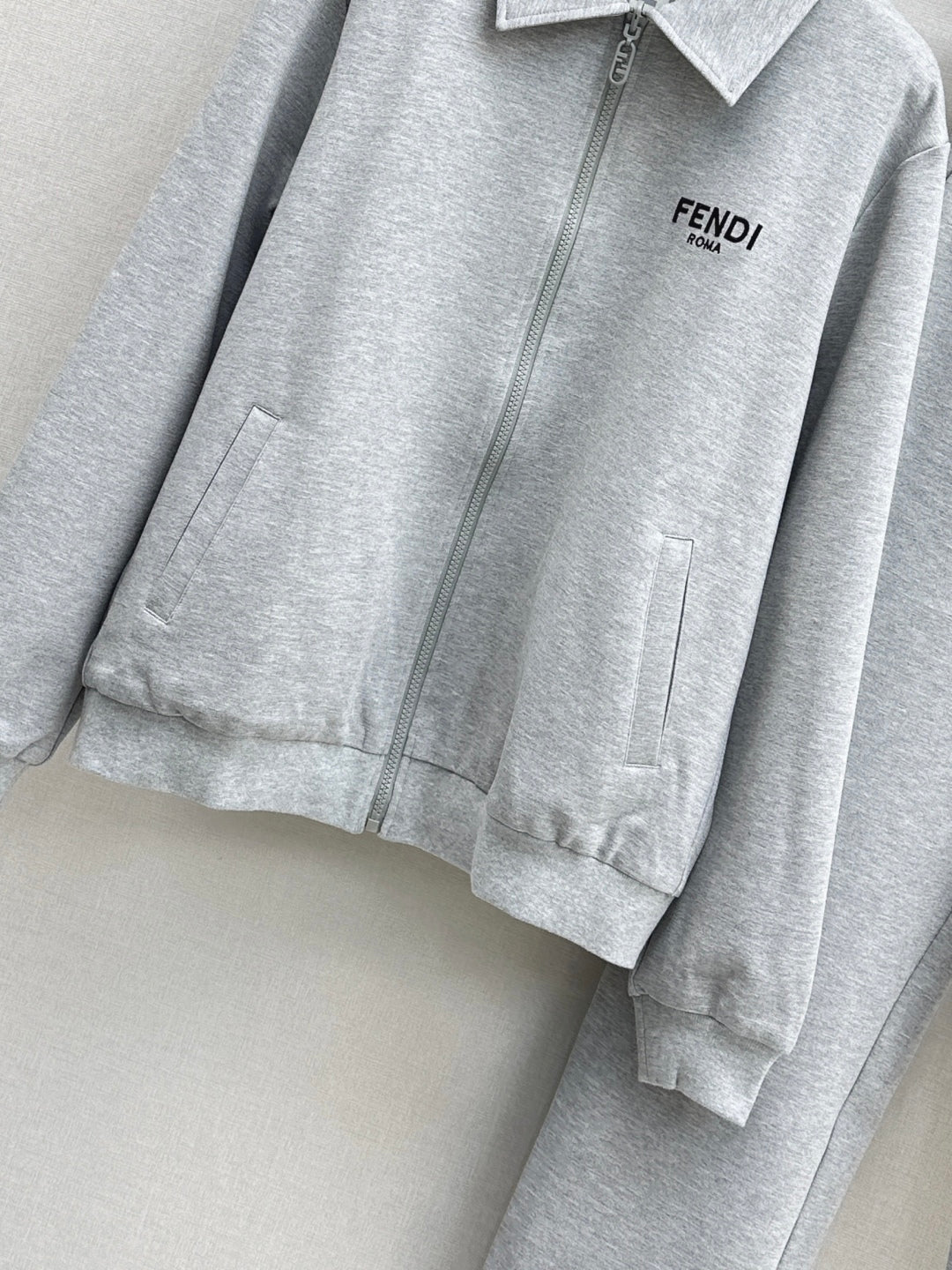 Fend 25fw reversible tracksuit