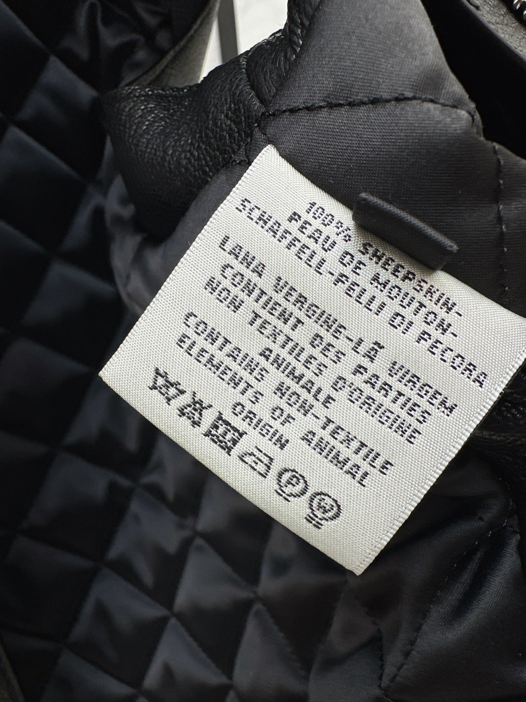 Herm 25fw leather vest