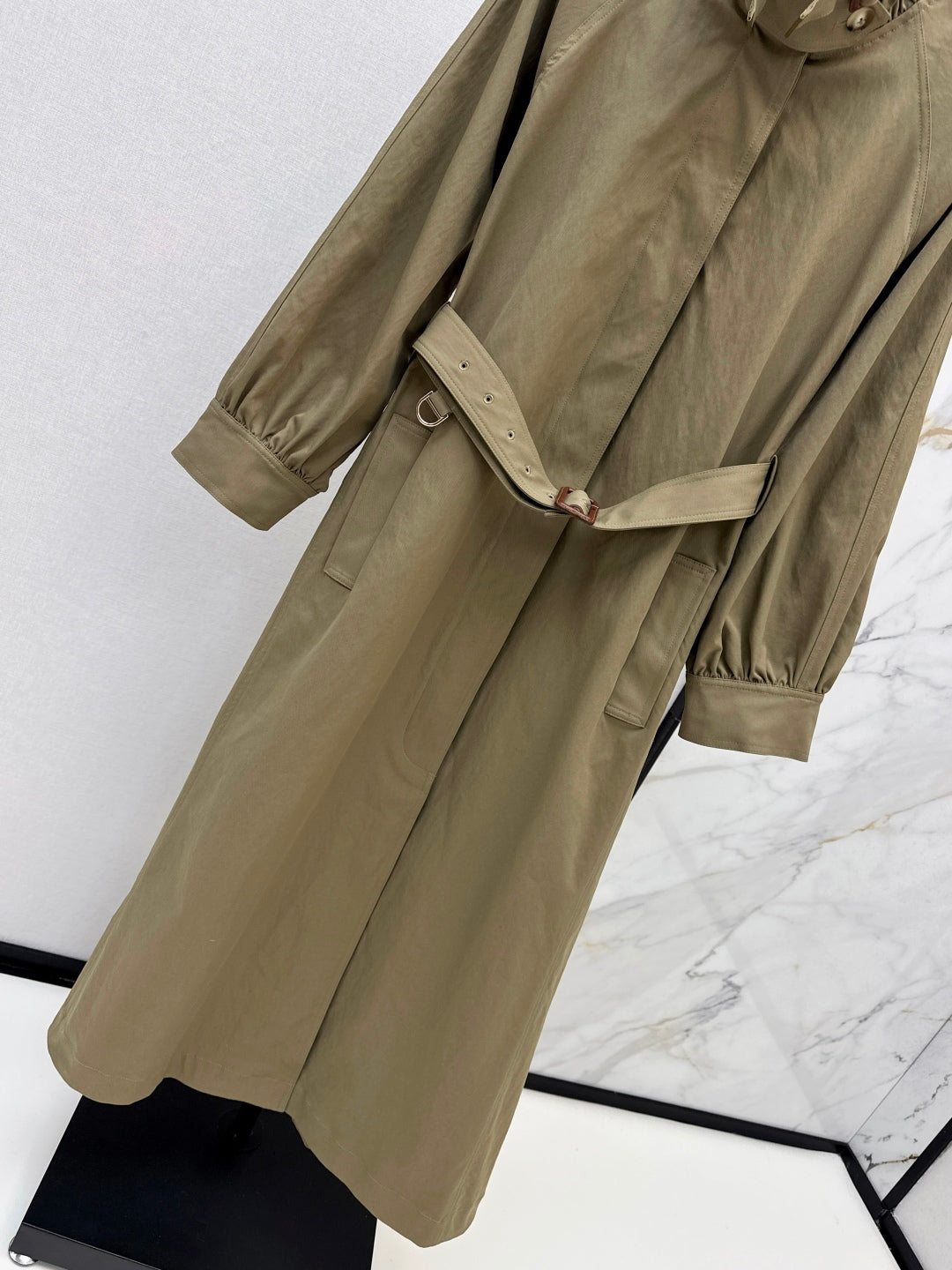 Chl 25fw trench coat