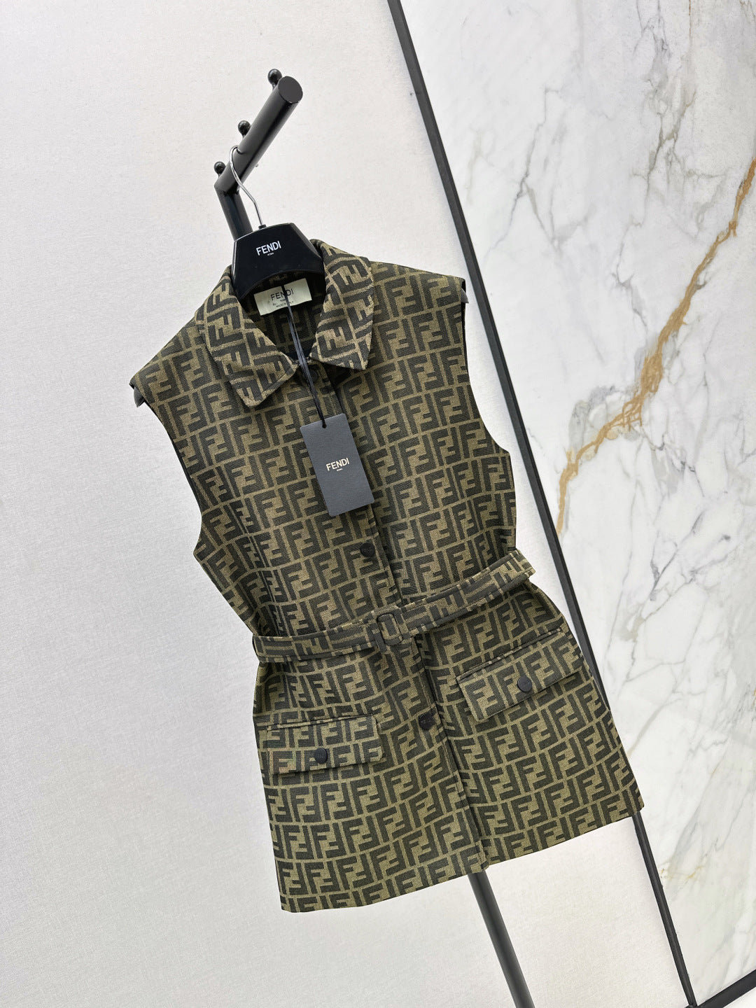 Fend 25fw jacquard vest