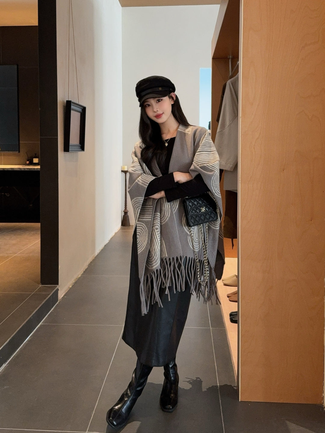 Herm 25fw cape