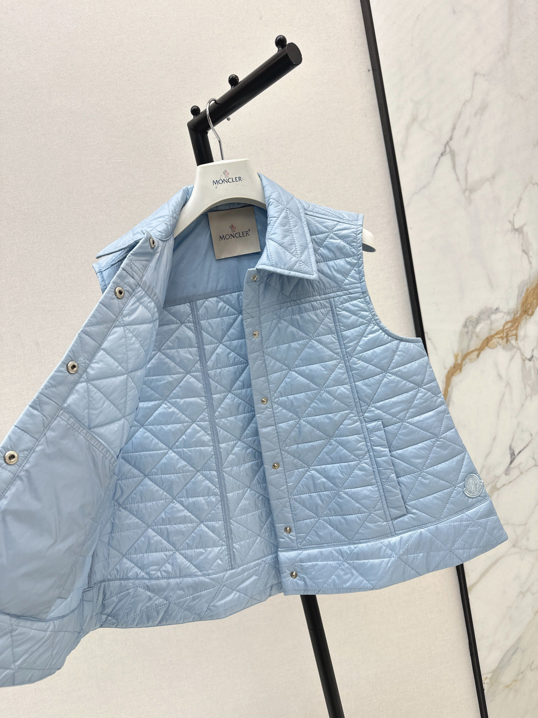 Monc 25fw down vest