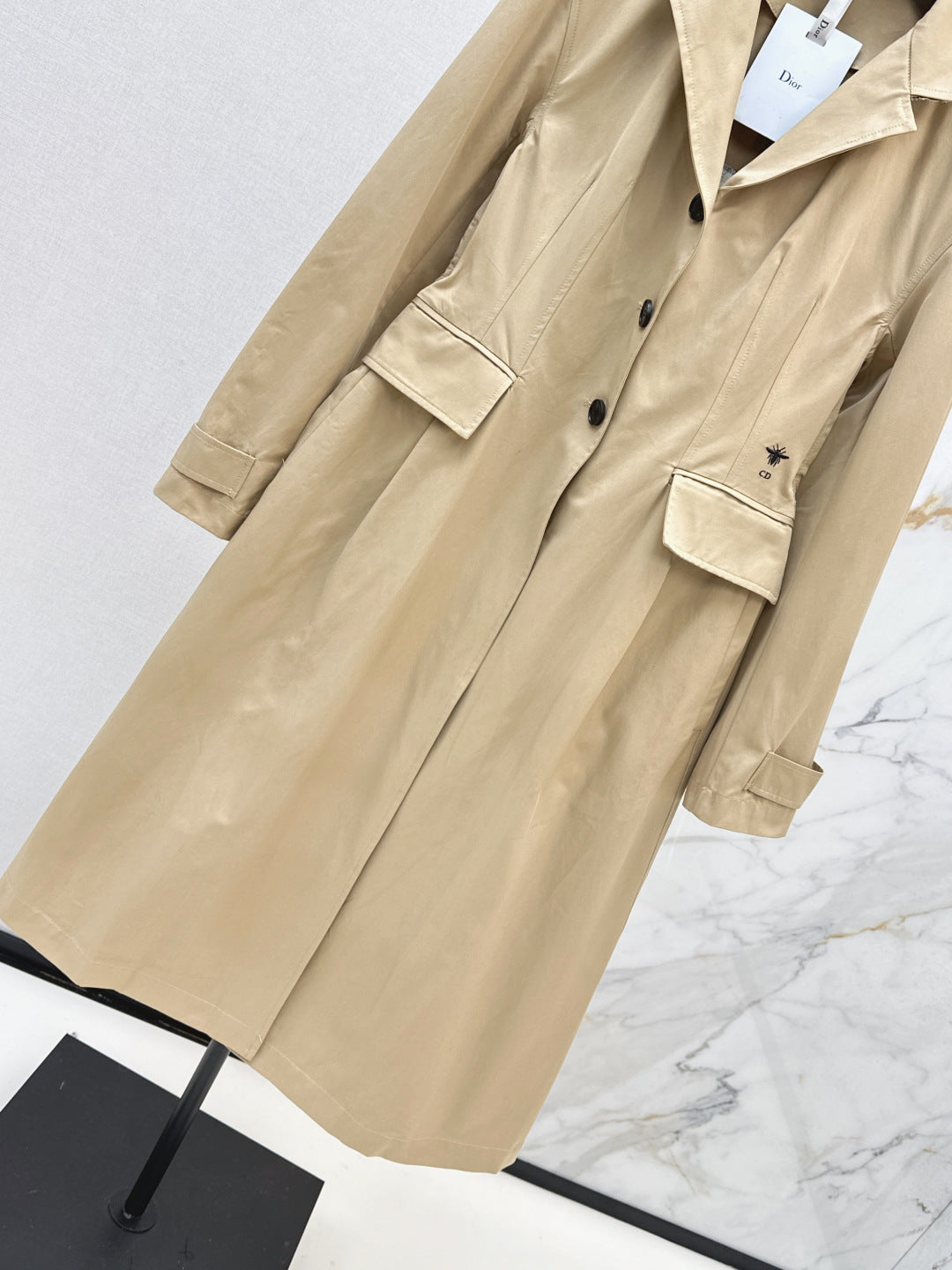CD 25fw trench coat