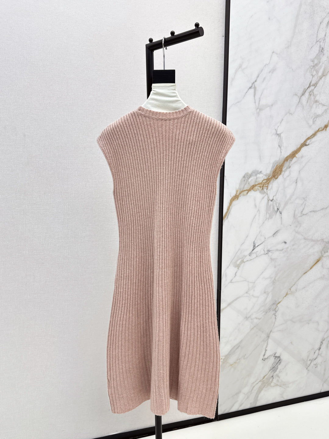 Loro 25fw cashmere dress