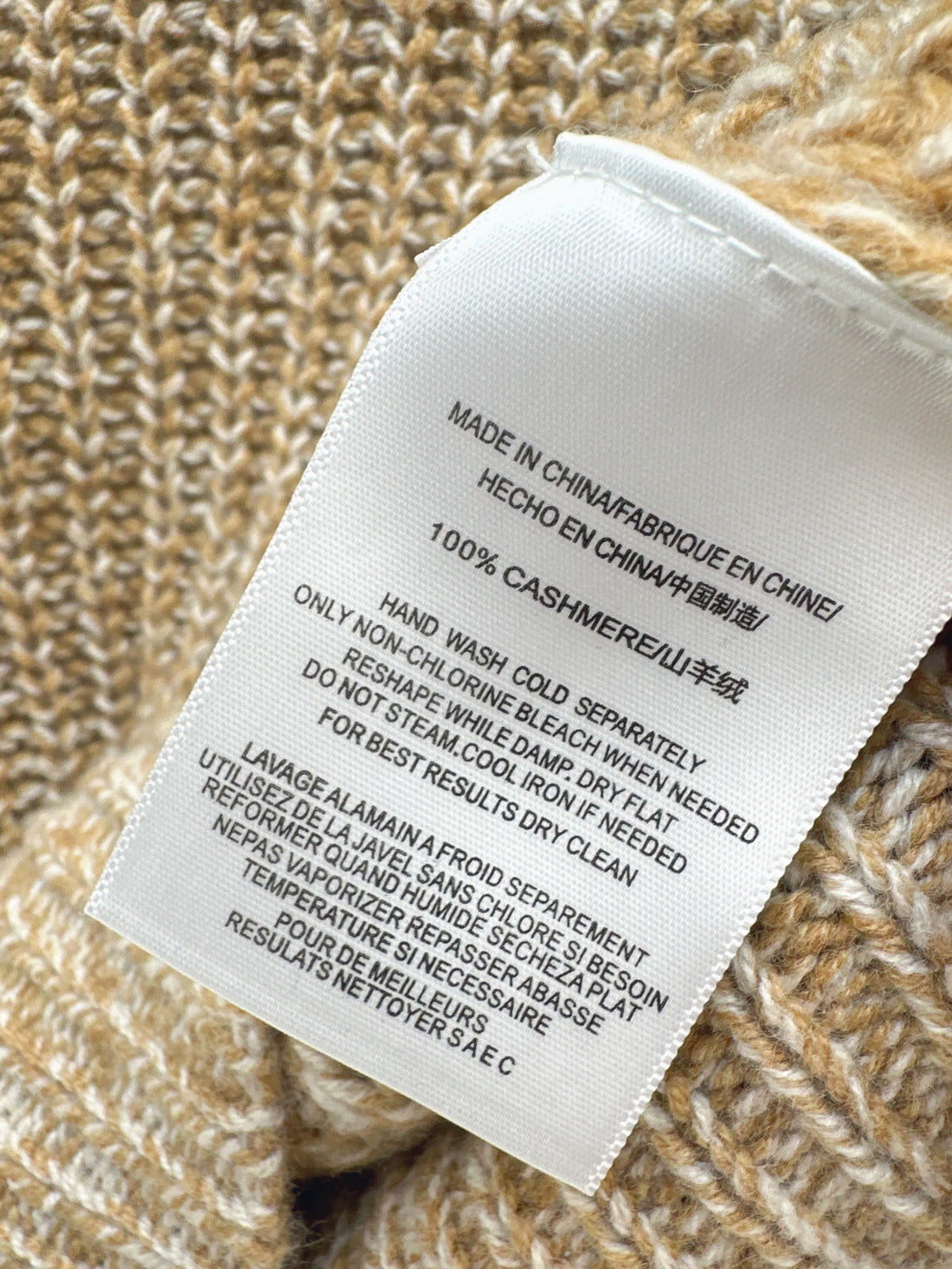 Loro 25fw cashmere sweater