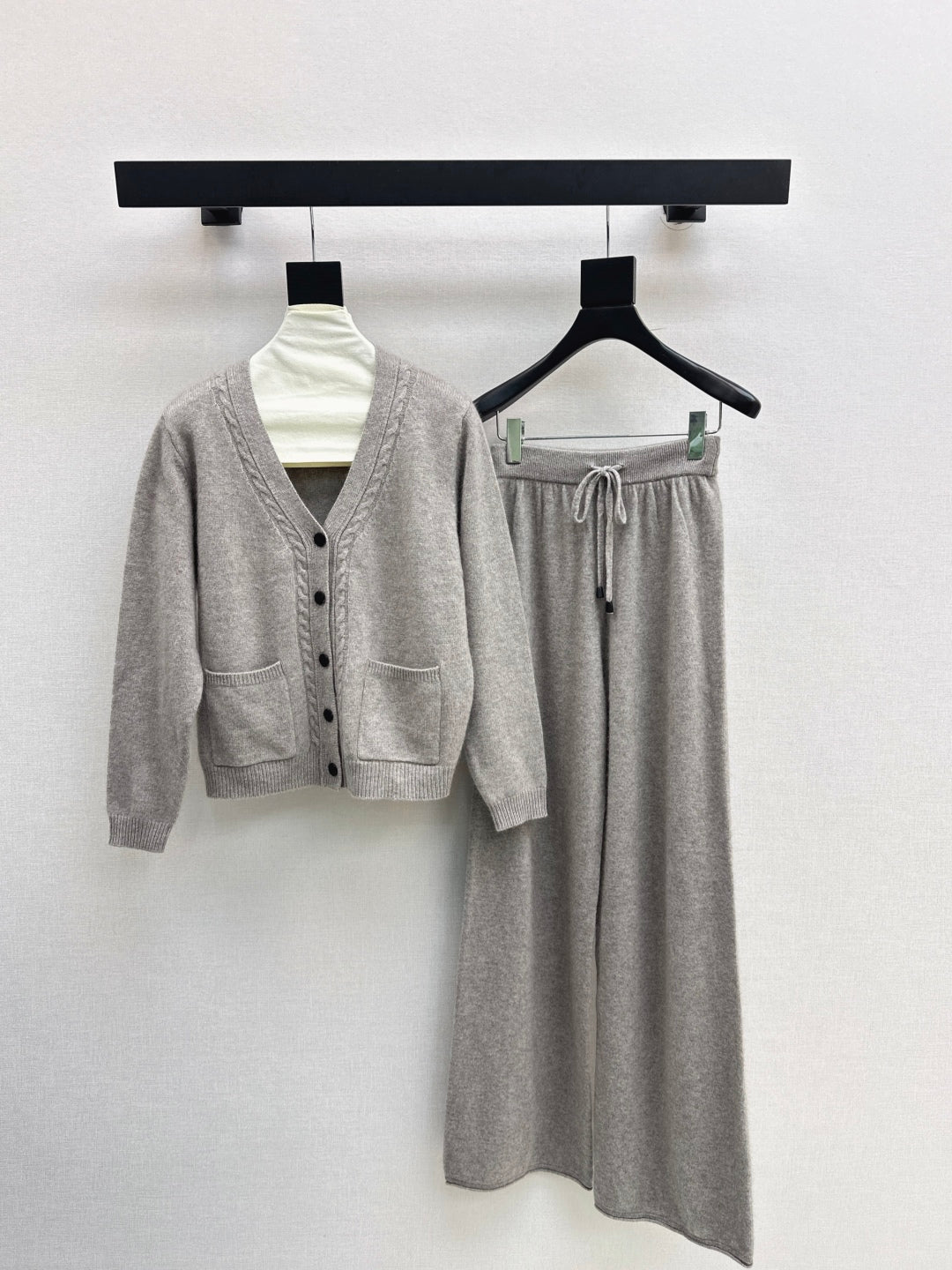 Loro 25fw knitted suit