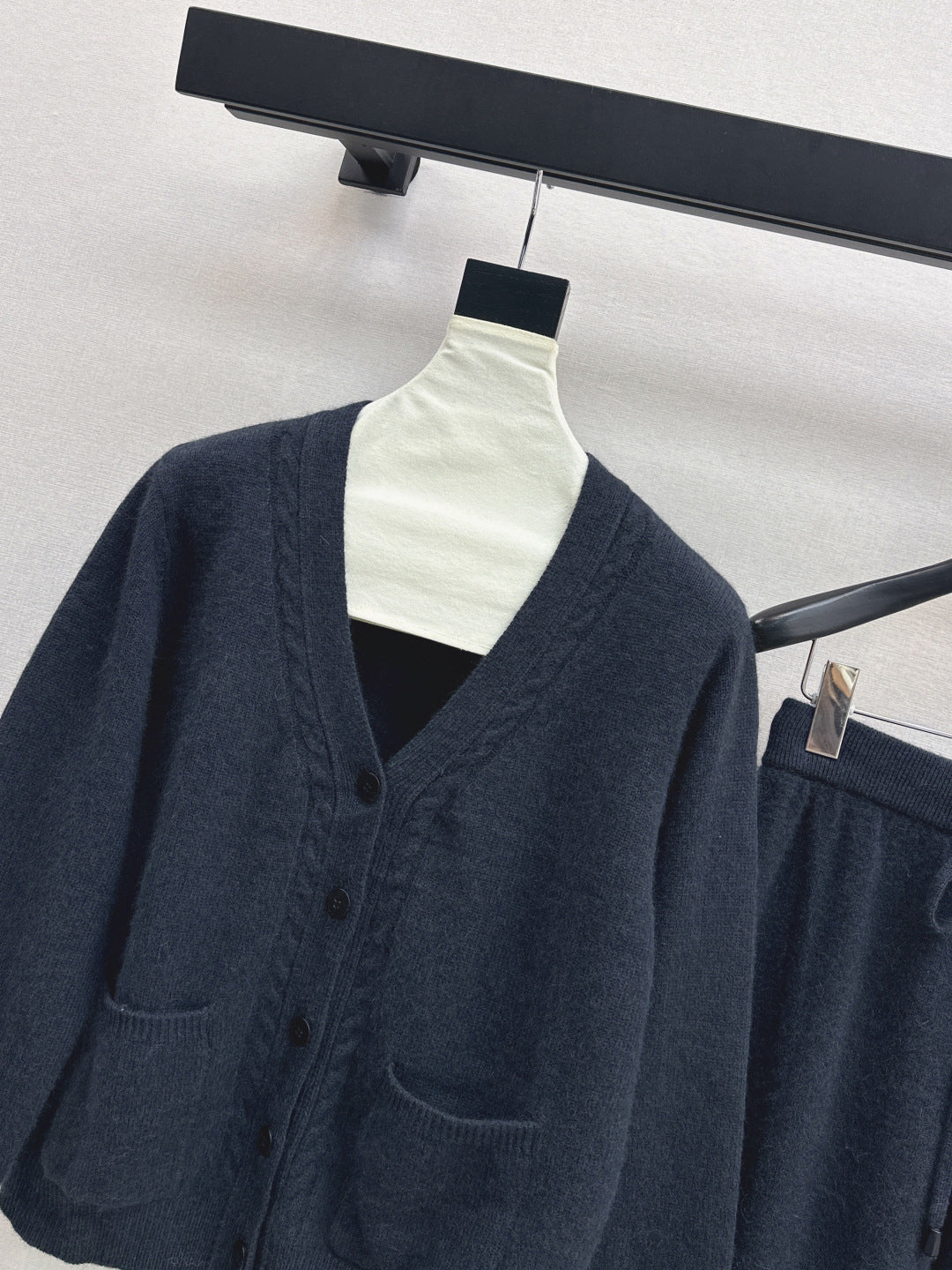Loro 25fw knitted suit
