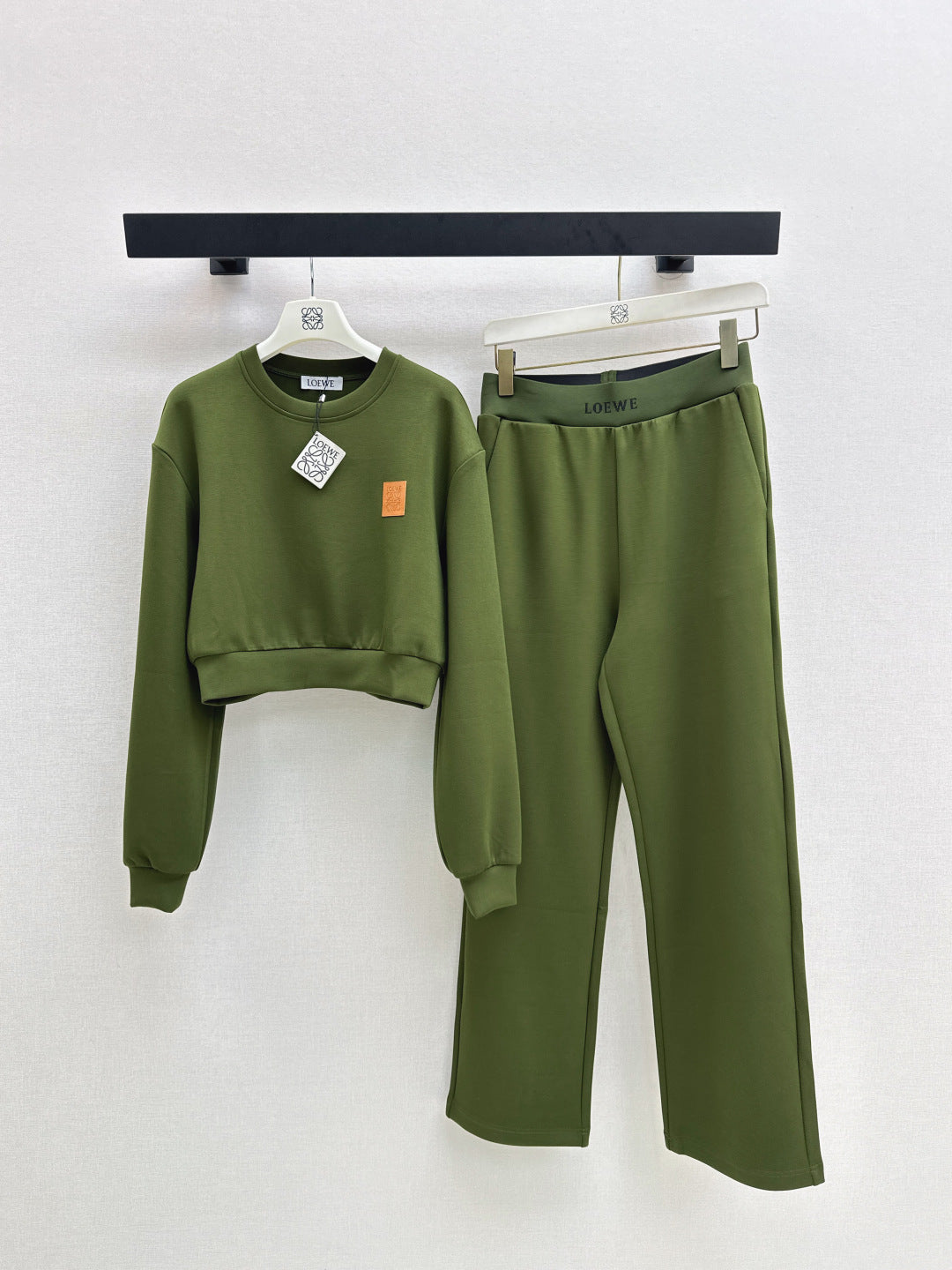 Loe 25fw tracksuit