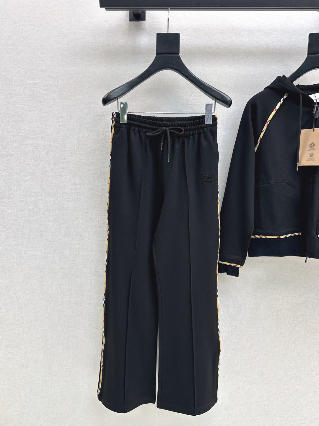 Bur 25fw tracksuit