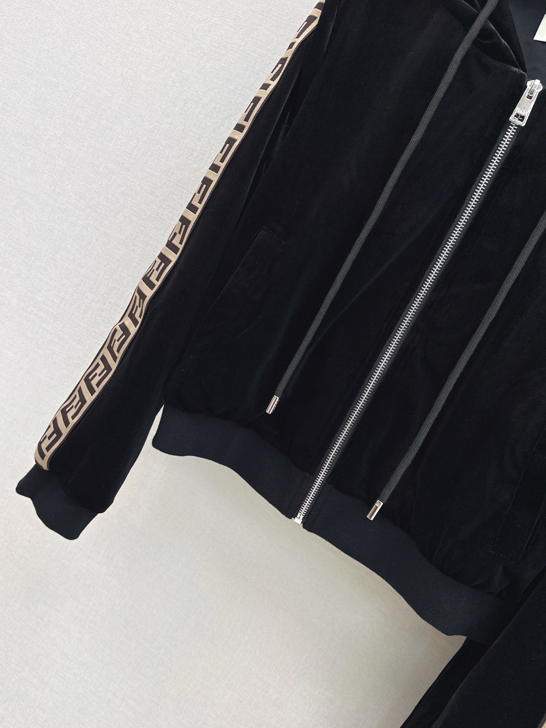 Fend 25fw tracksuit