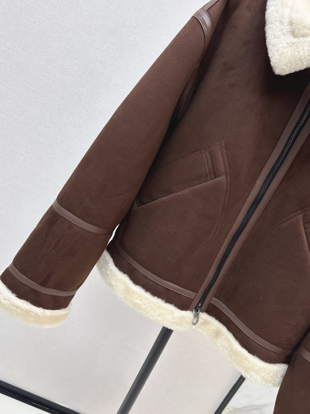 Loro 25fw suede jacket
