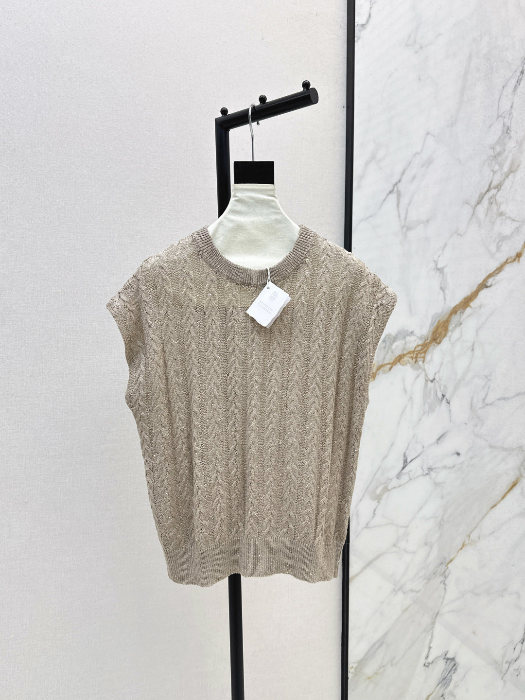 Brune 25fw beaded vest