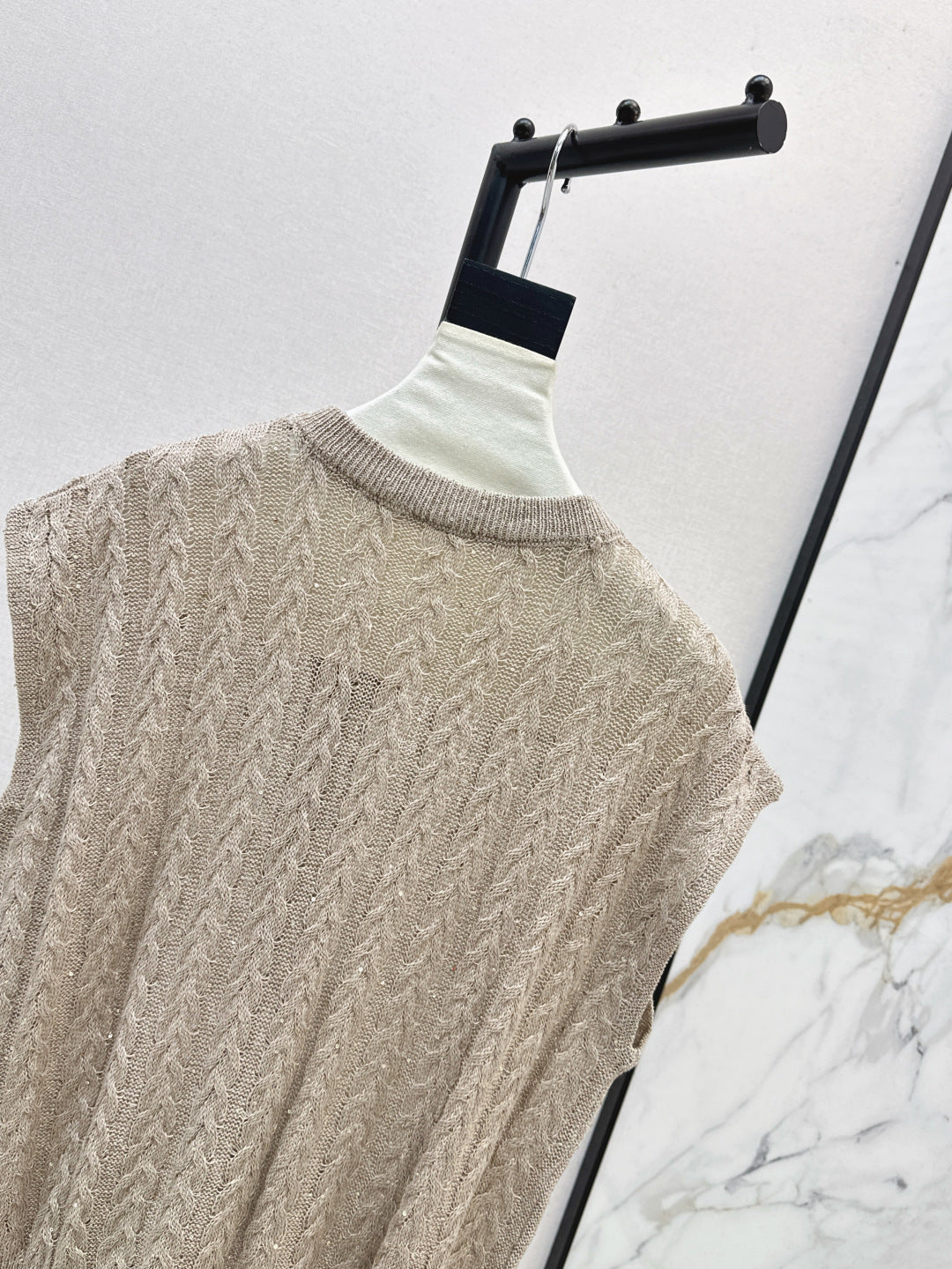 Brune 25fw beaded vest