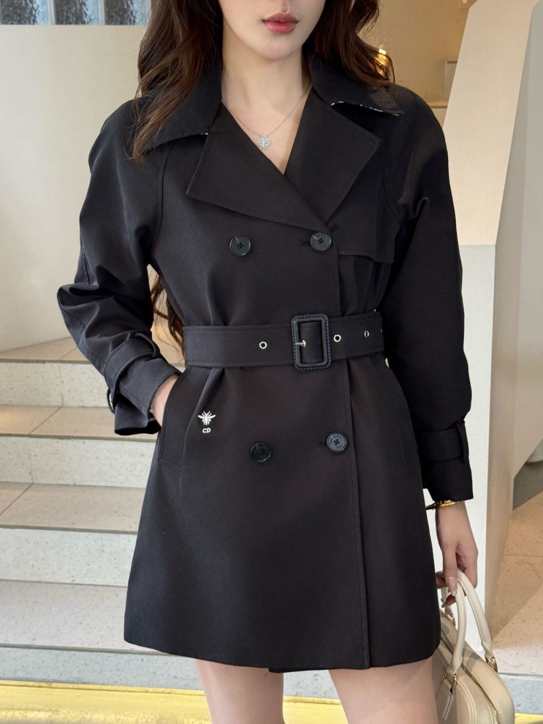CD 25fw trench coat
