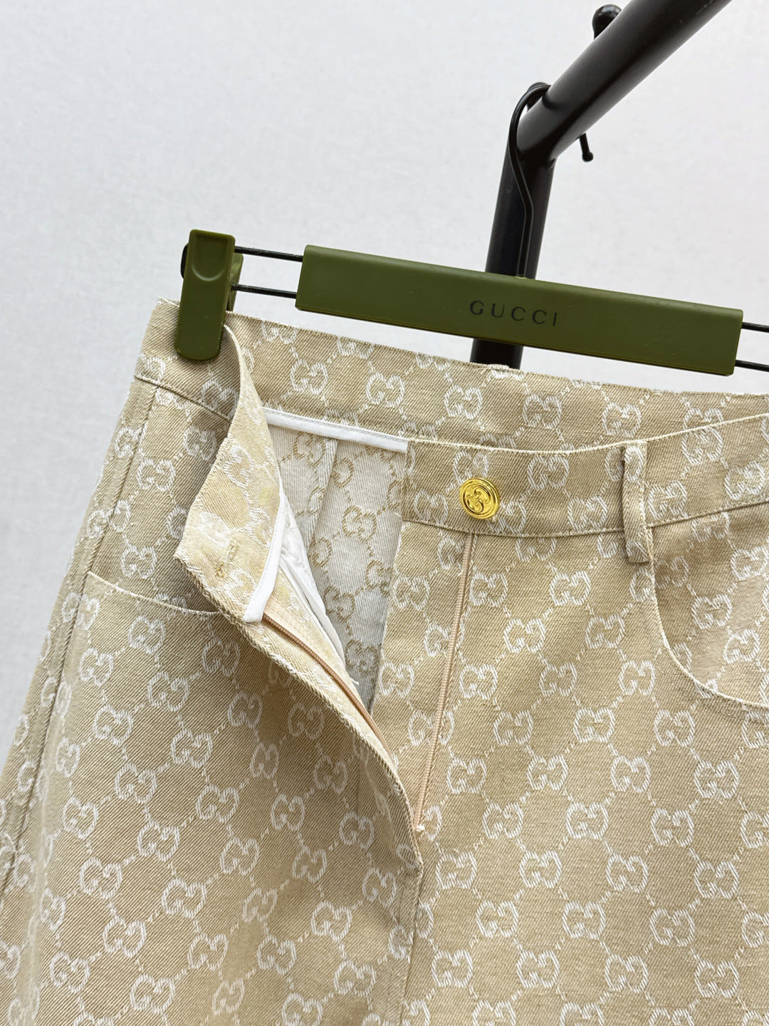Guc 25fw jacquard jeans