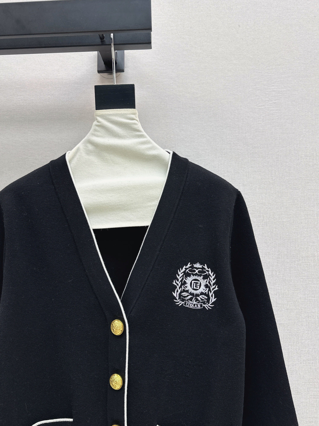 Bal 25fw knitted cardigan