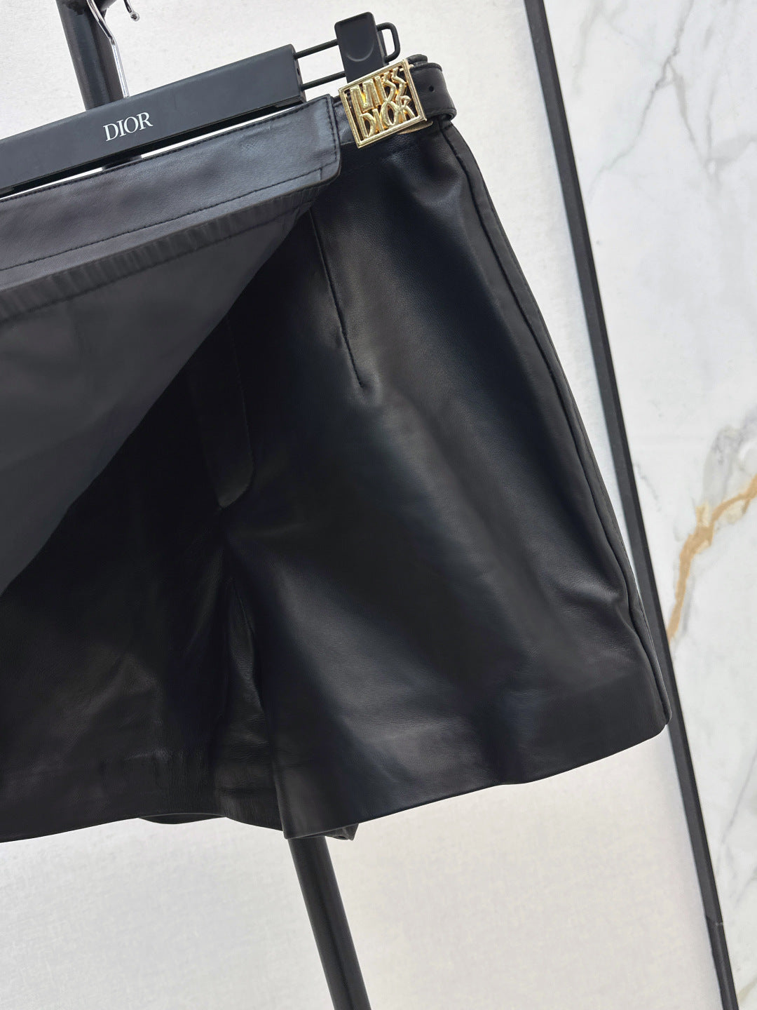 CD 25fw leather skirt