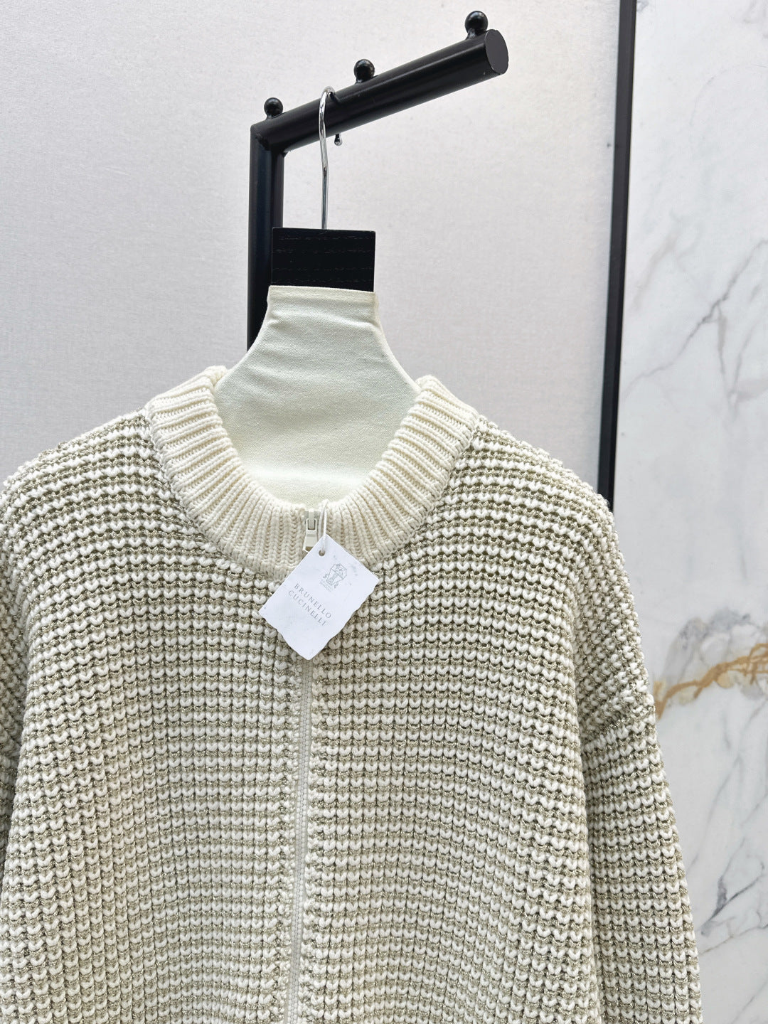 Brun 25fw embroidered sweater
