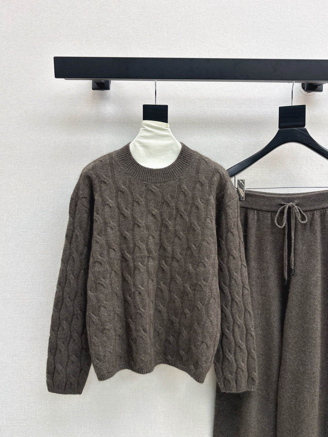 Loro 25fw knitted suit