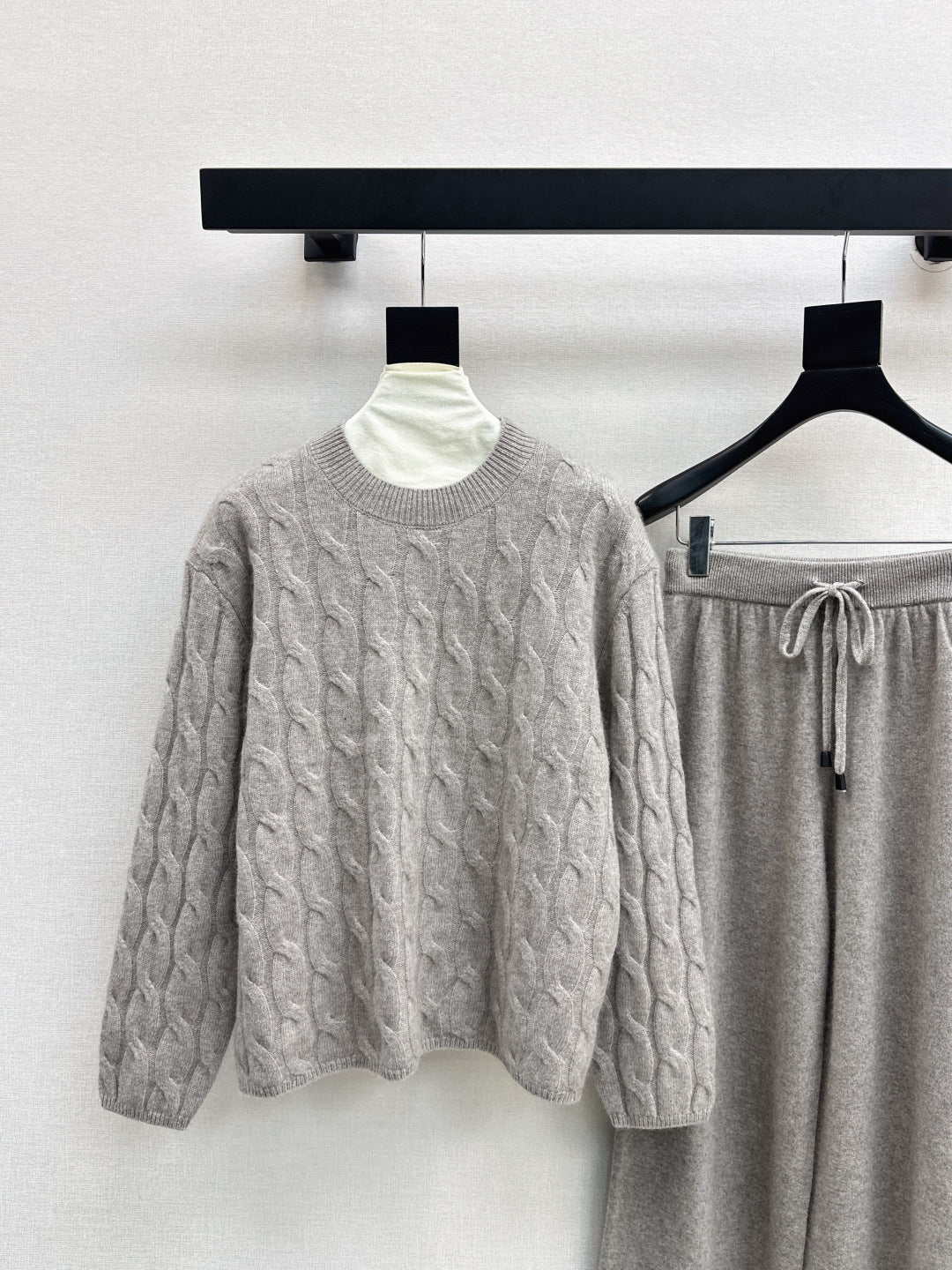 Loro 25fw knitted suit