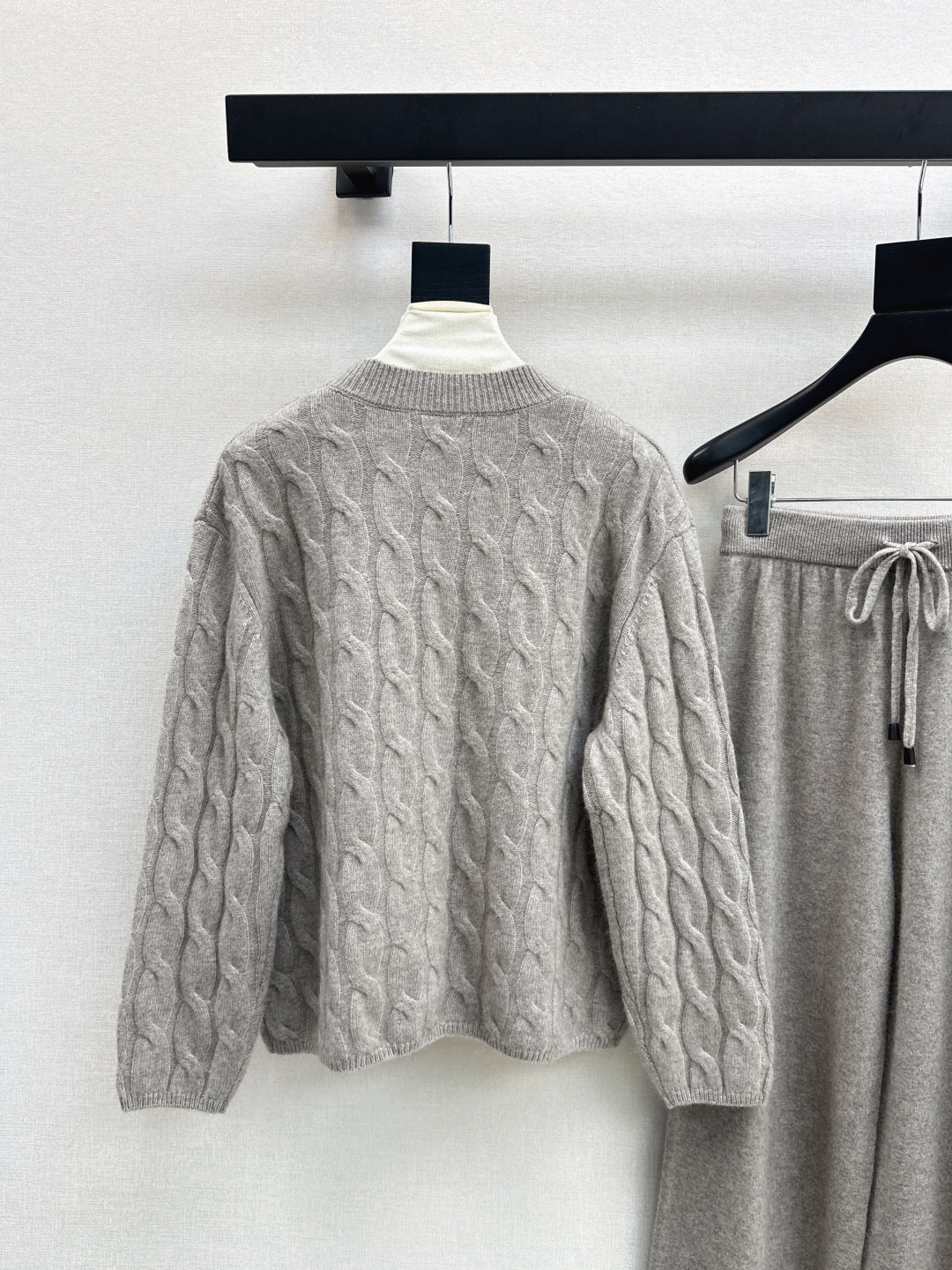 Loro 25fw knitted suit