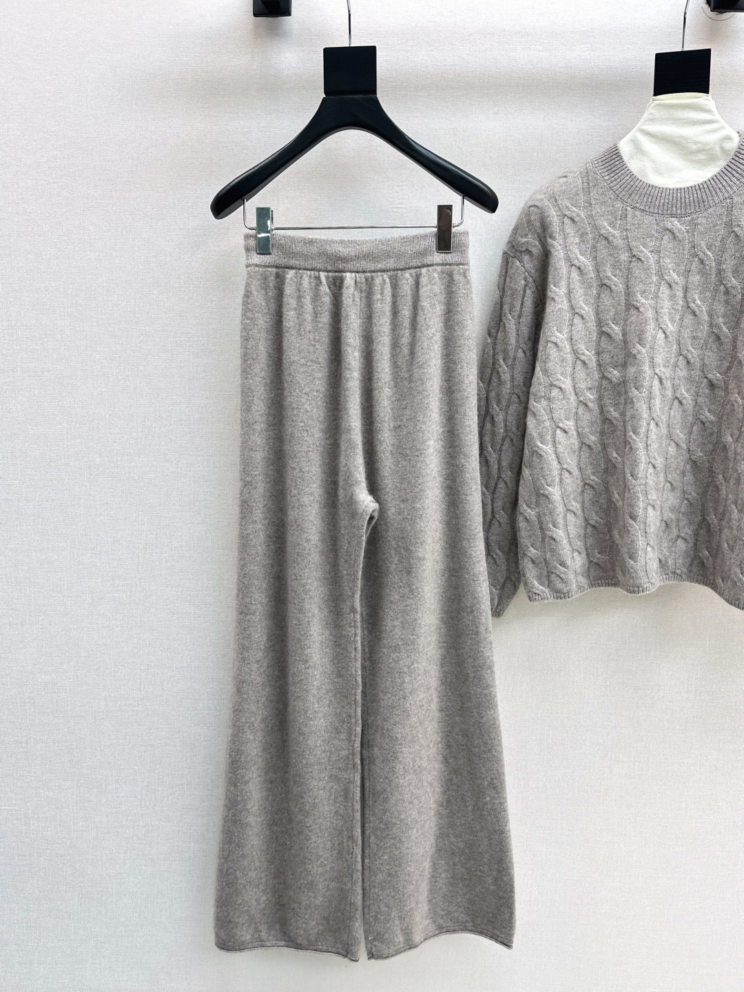 Loro 25fw knitted suit