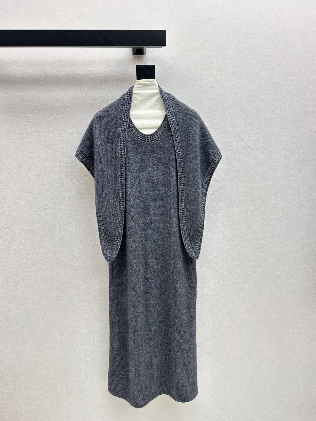 Loro 25fw dress cape set