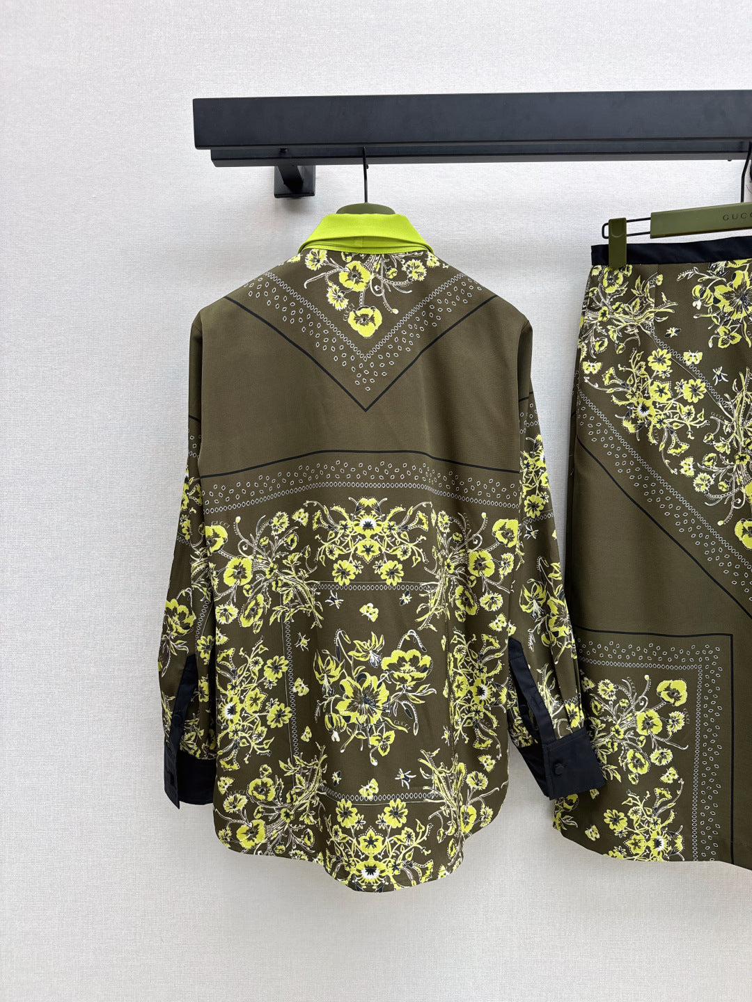 Guc 25fw floral shirt