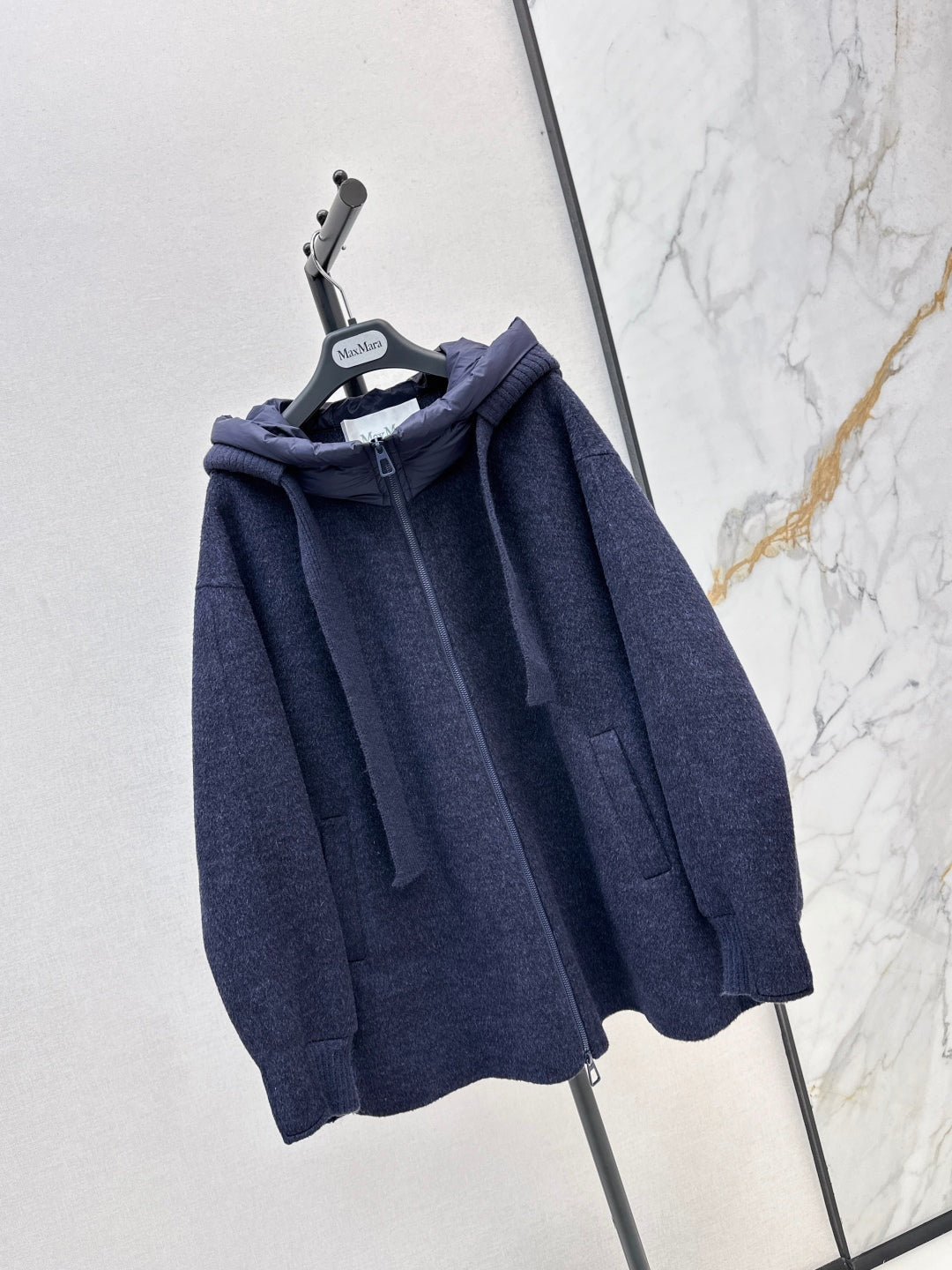 Max 25fw hooded jacket