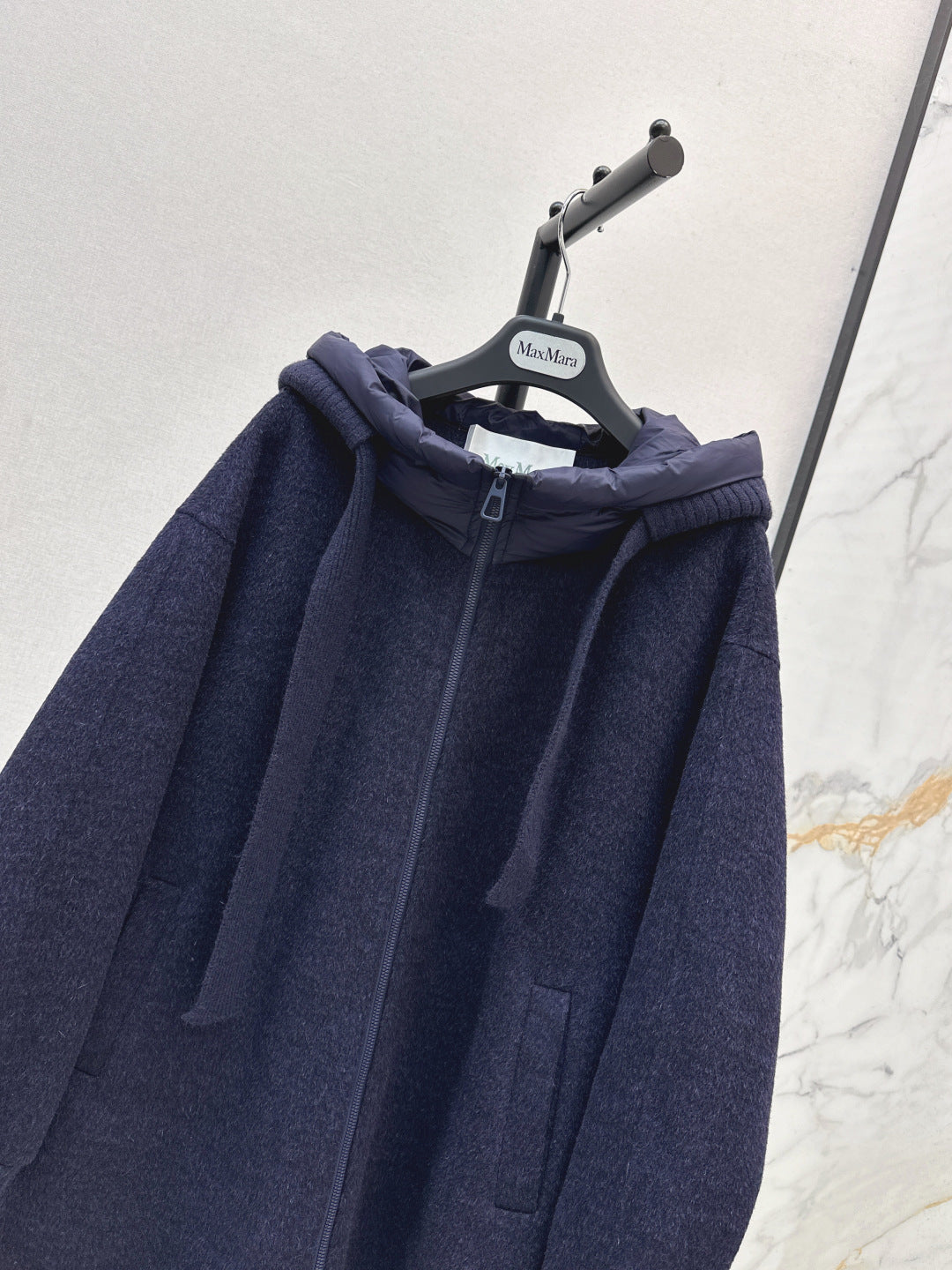 Max 25fw hooded jacket