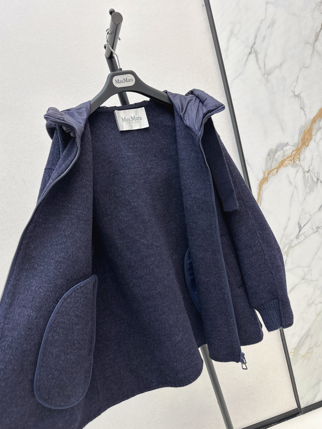 Max 25fw hooded jacket
