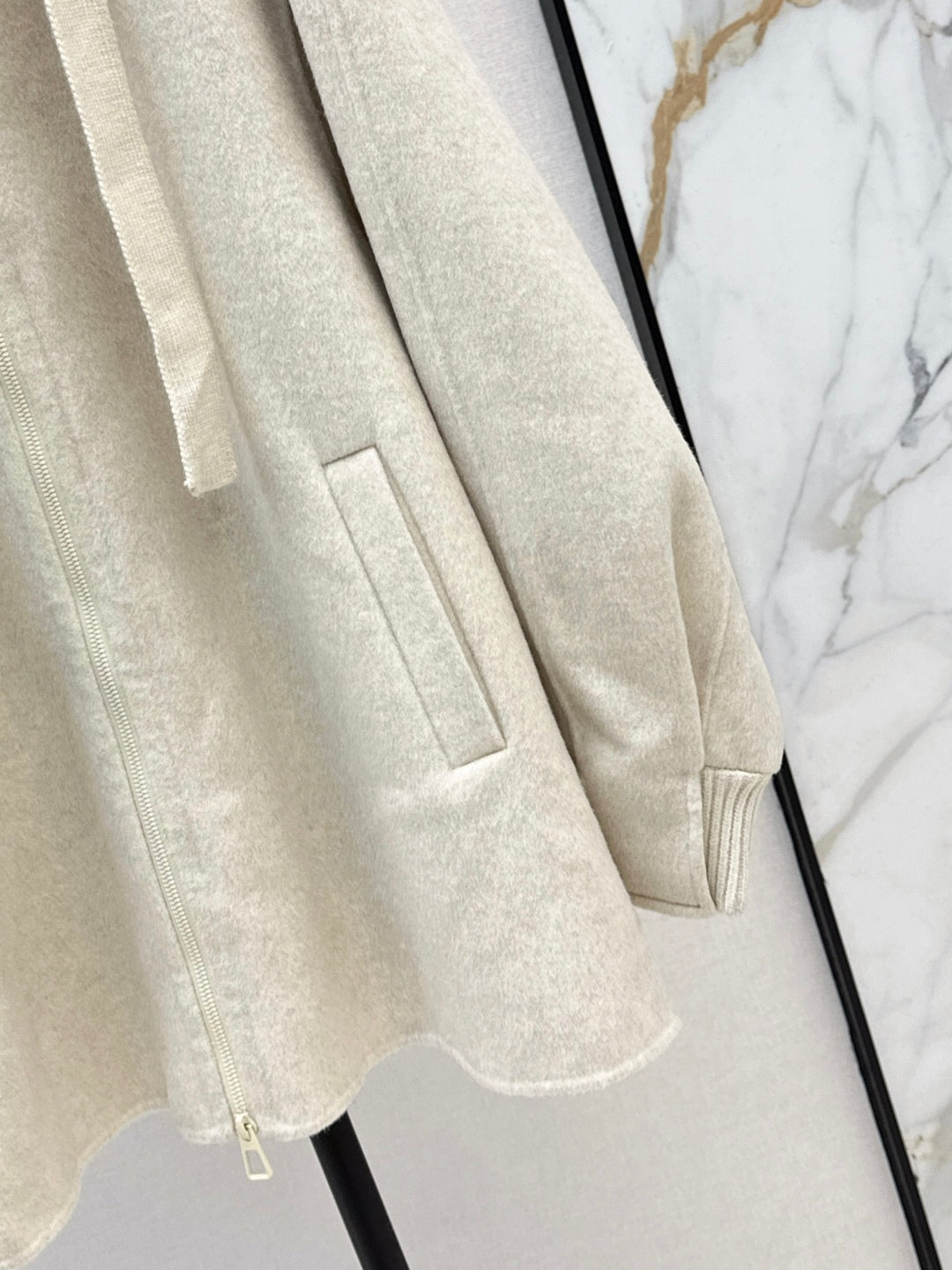 Max 25fw hooded jacket